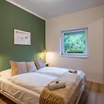 Balatonic Grape Apartmanhaz *