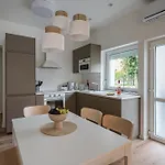 Balatonic Grape Apartmanhaz שיופוק