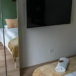 Balatonic Grape Apartmanhaz *