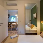 Balatonic Grape Apartmanhaz דירה
