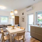 דירה Balatonic Grape Apartmanhaz