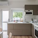 Balatonic Grape Apartmanhaz דירה
