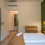 Balatonic Grape Apartmanhaz דירה שיופוק