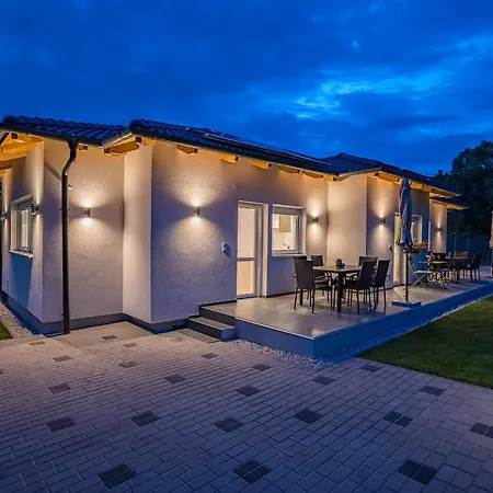 Balatonic Grape Apartmanhaz Σίοφοκ