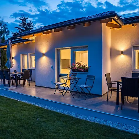 Balatonic Grape Apartmanhaz Apartamento