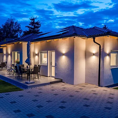 Balatonic Grape Apartmanhaz 아파트 *