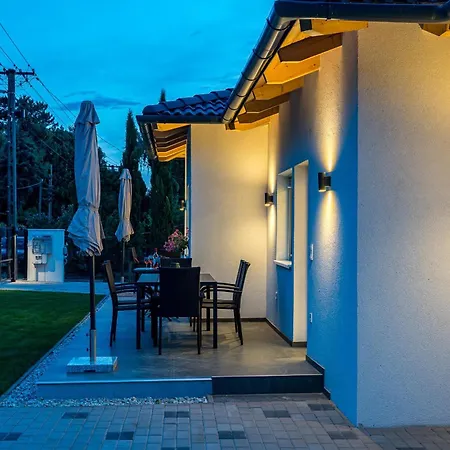 Balatonic Grape Apartmanhaz Apartamento *