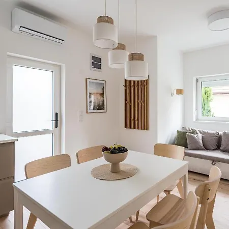 Balatonic Grape Apartmanhaz * Σίοφοκ