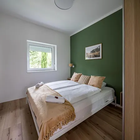 Balatonic Grape Apartmanhaz