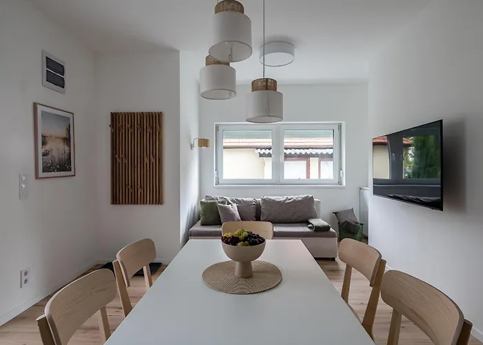 Balatonic Grape Apartmanhaz 아파트 시오포크