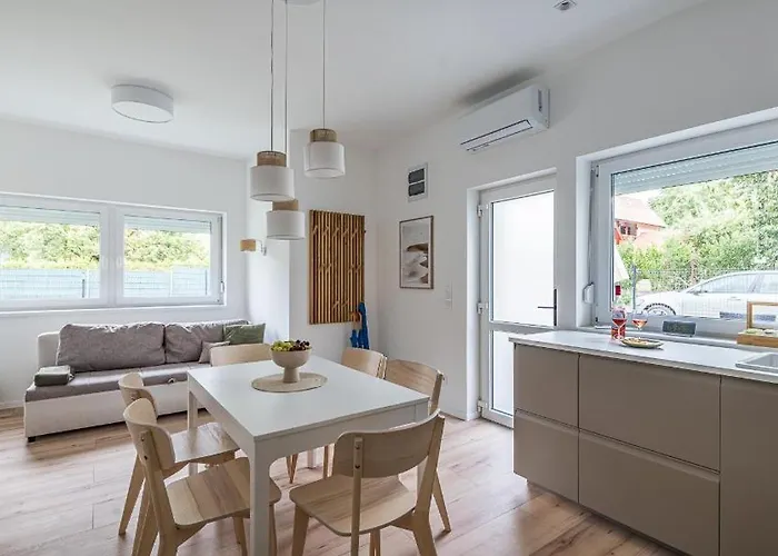 Balatonic Grape Apartmanhaz 아파트 *